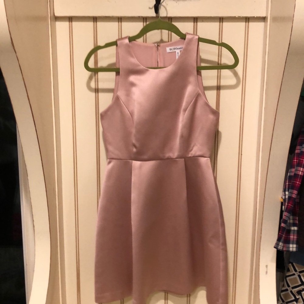 BEAUTIFUL SHINEY PINK FORMAL DRESS